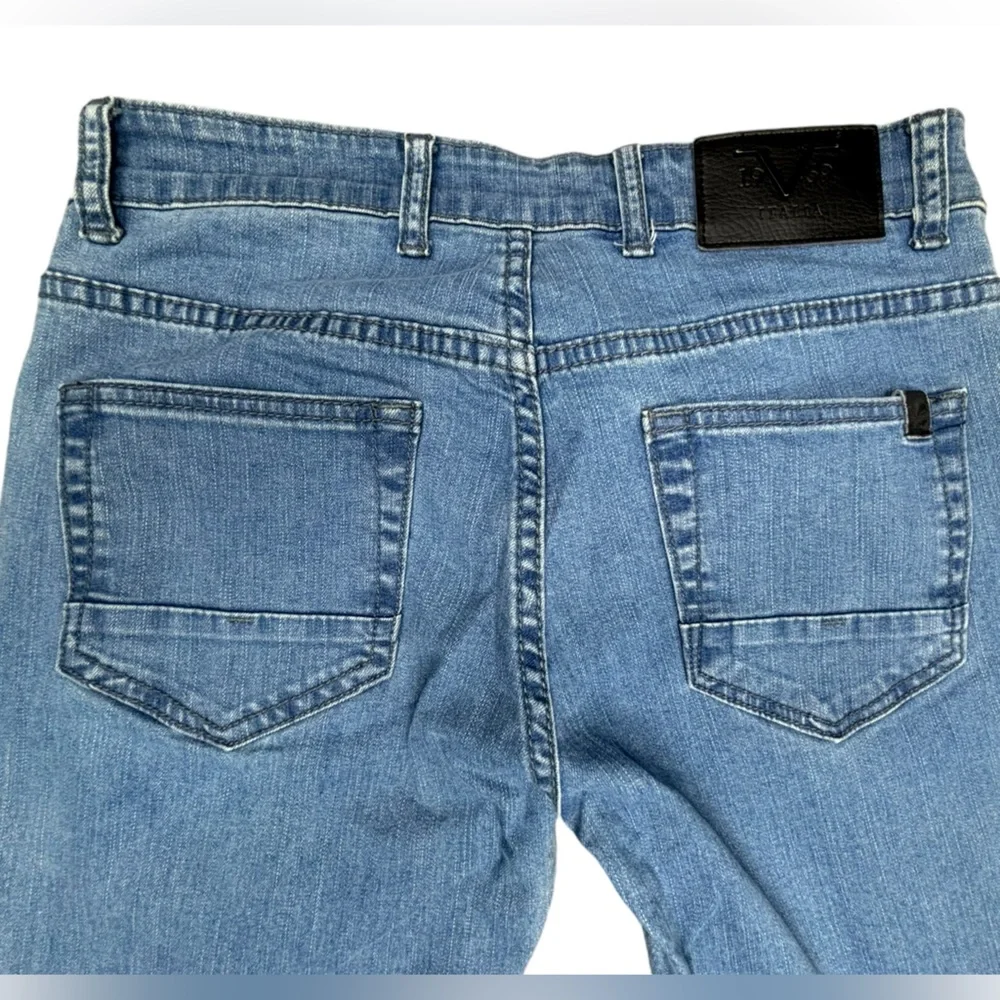 19V69‎ by Versace- jeans- size 28x30- Excellent Condition!!